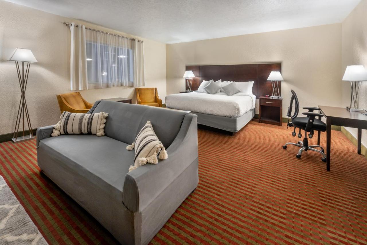 Grand Williston Hotel And Conference Center Εξωτερικό φωτογραφία