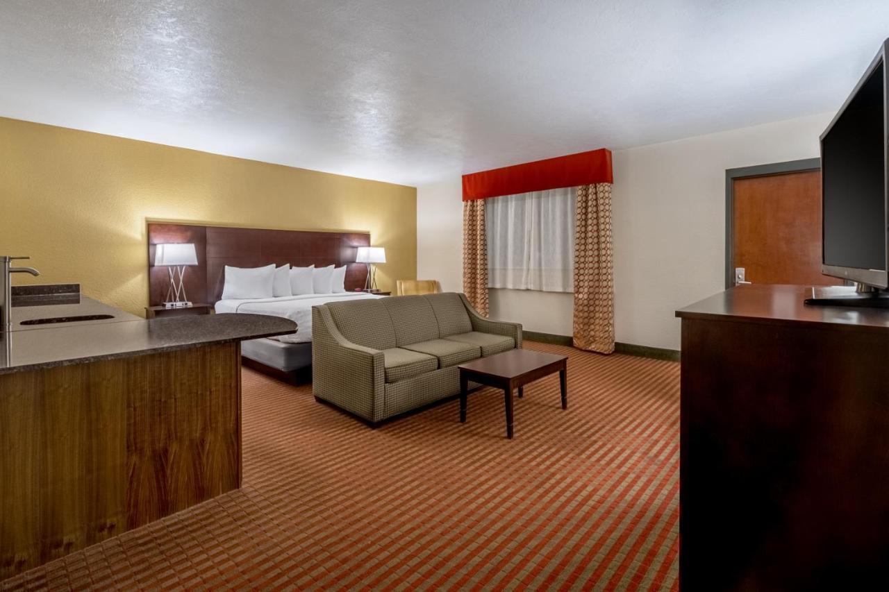 Grand Williston Hotel And Conference Center Εξωτερικό φωτογραφία