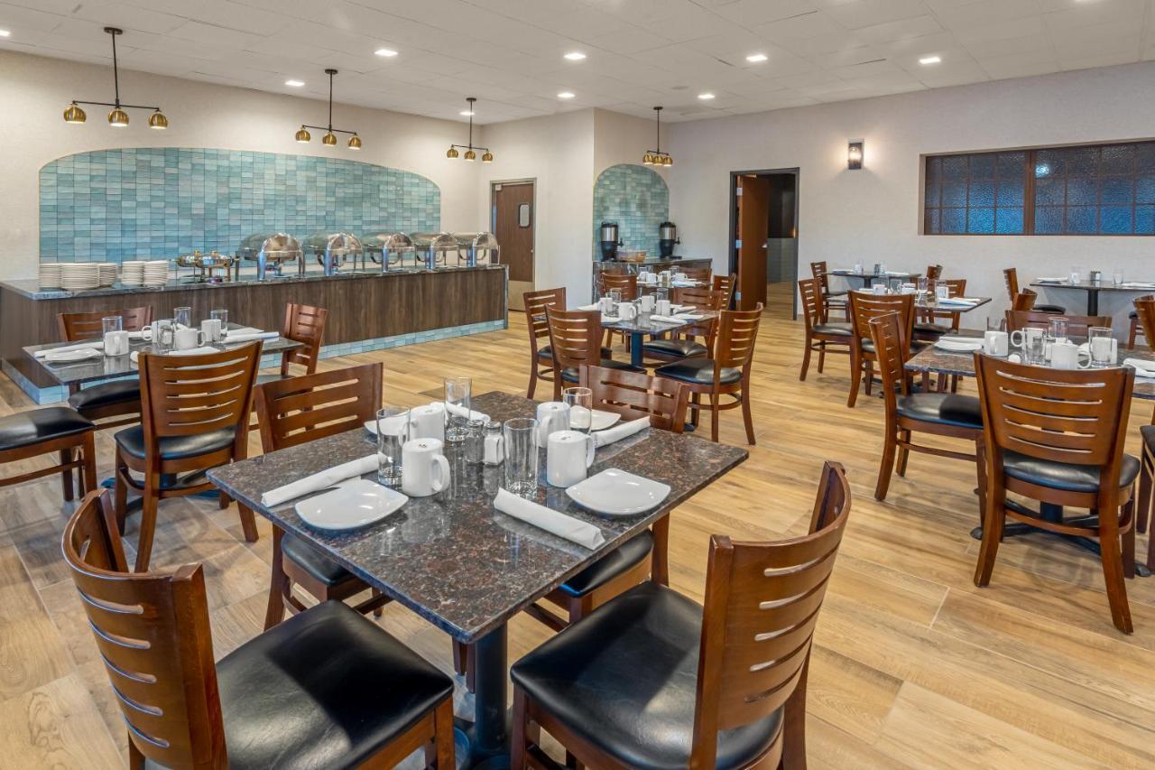 Grand Williston Hotel And Conference Center Εξωτερικό φωτογραφία